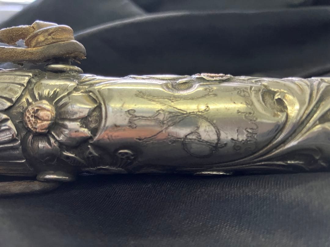 銀の鞭　オークション