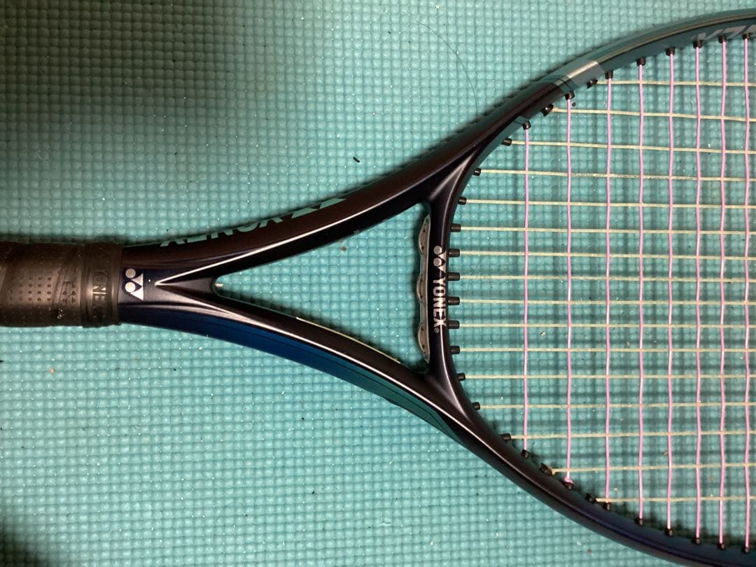 ヨネックスEゾーン100 カバー付き