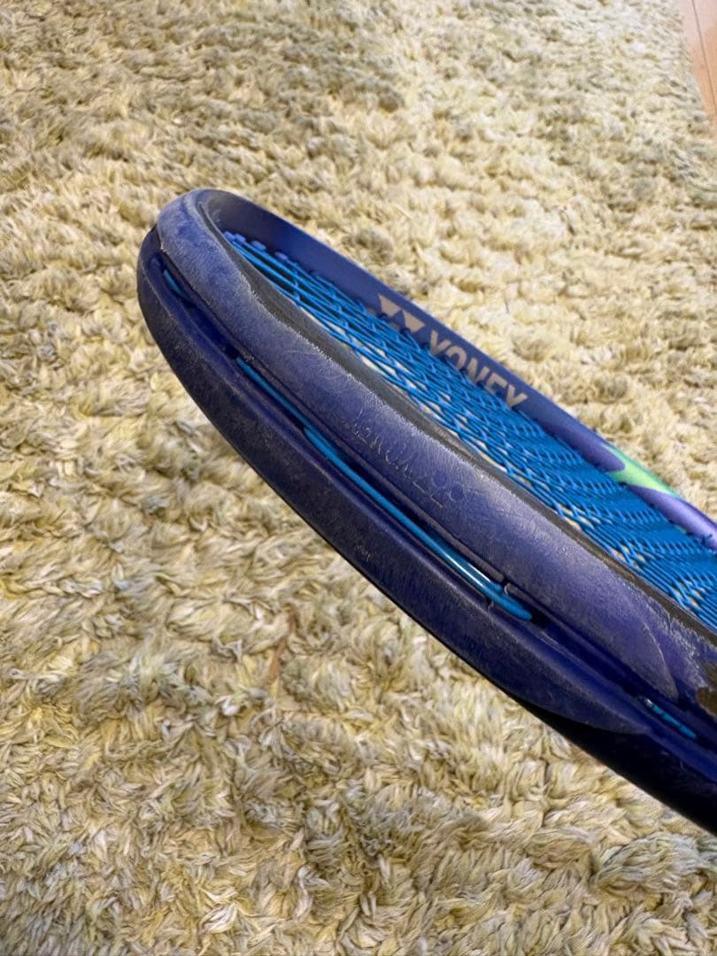 YONEX EZONE 100 G2 /イーゾーン100 G2