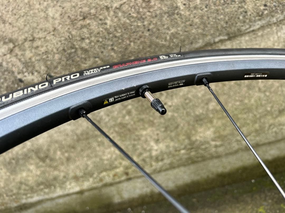 SHIMANO(シマノ)WH-RS500チューブレスレディ(タイヤ付き)フロント