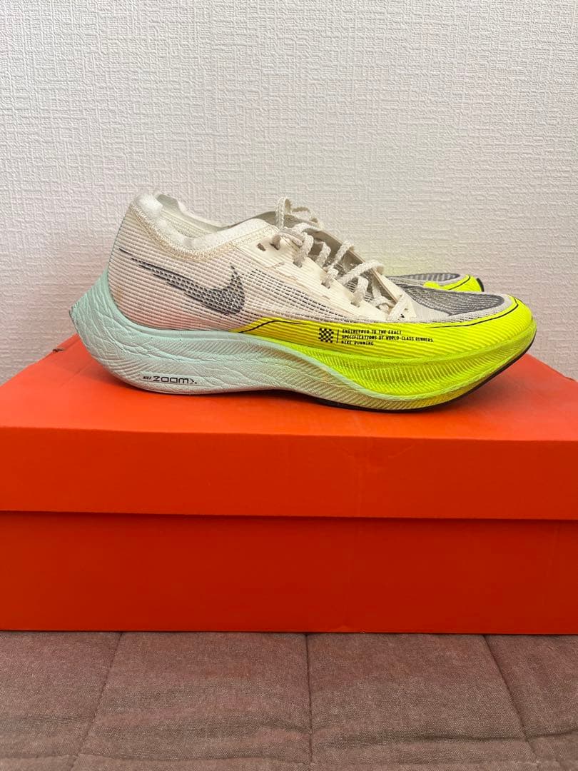 ナイキ ヴェイパーフライネクスト％2 24.5cm