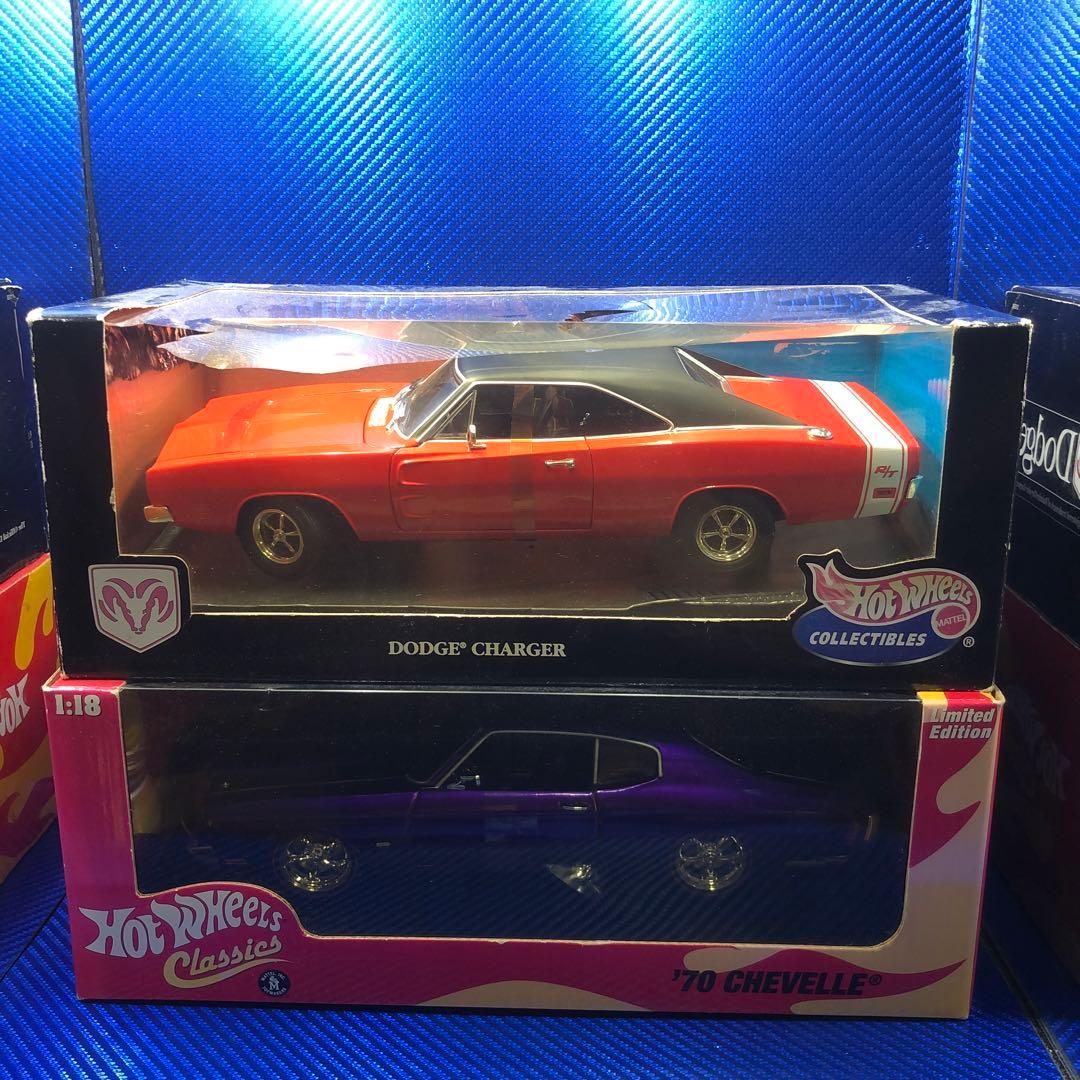 Hotwheels 1/18 【未開封品】1970 chevelle＋dodge