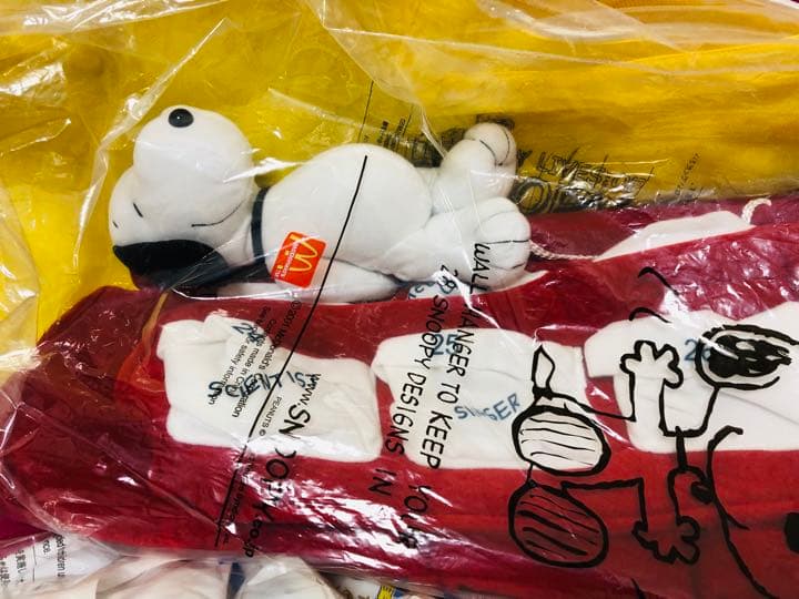レア　新品　未開封　マクド　スヌーピー　コレクション　ぬいぐるみ　ピーナッツ