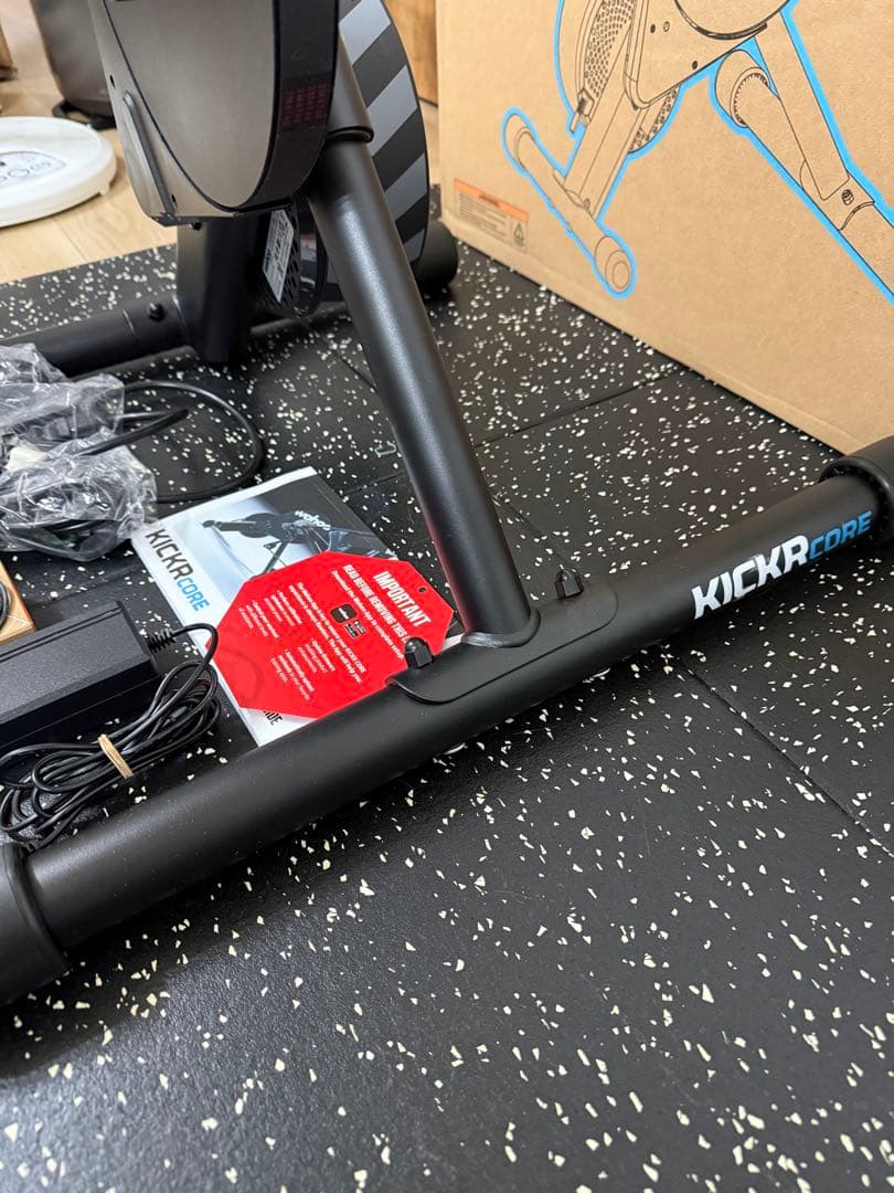 【Wahoo】KICKR CORE スマートトレーナー Zwift対応