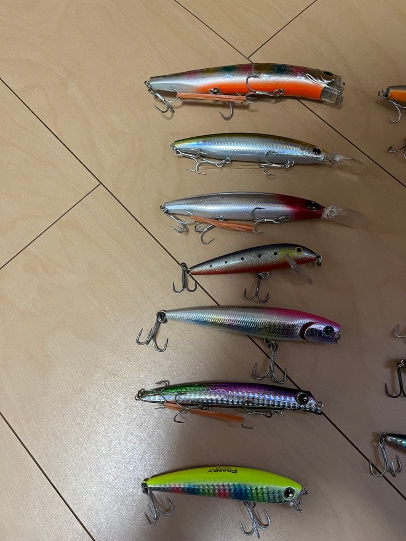 シーバス引退ルアーまとめ売り