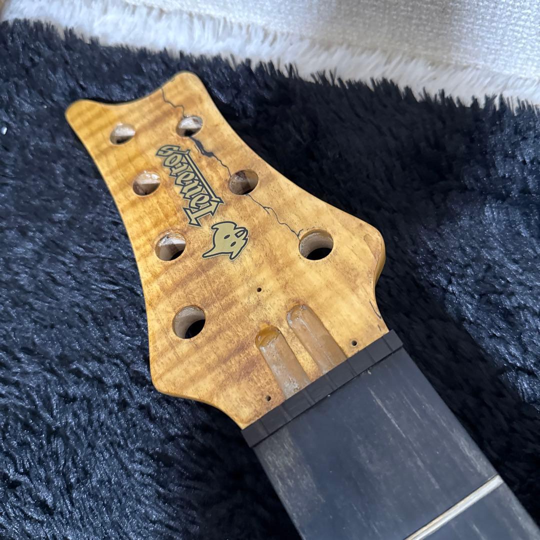 激レア! Combat Guiters TANATOS 7弦 エレキベース