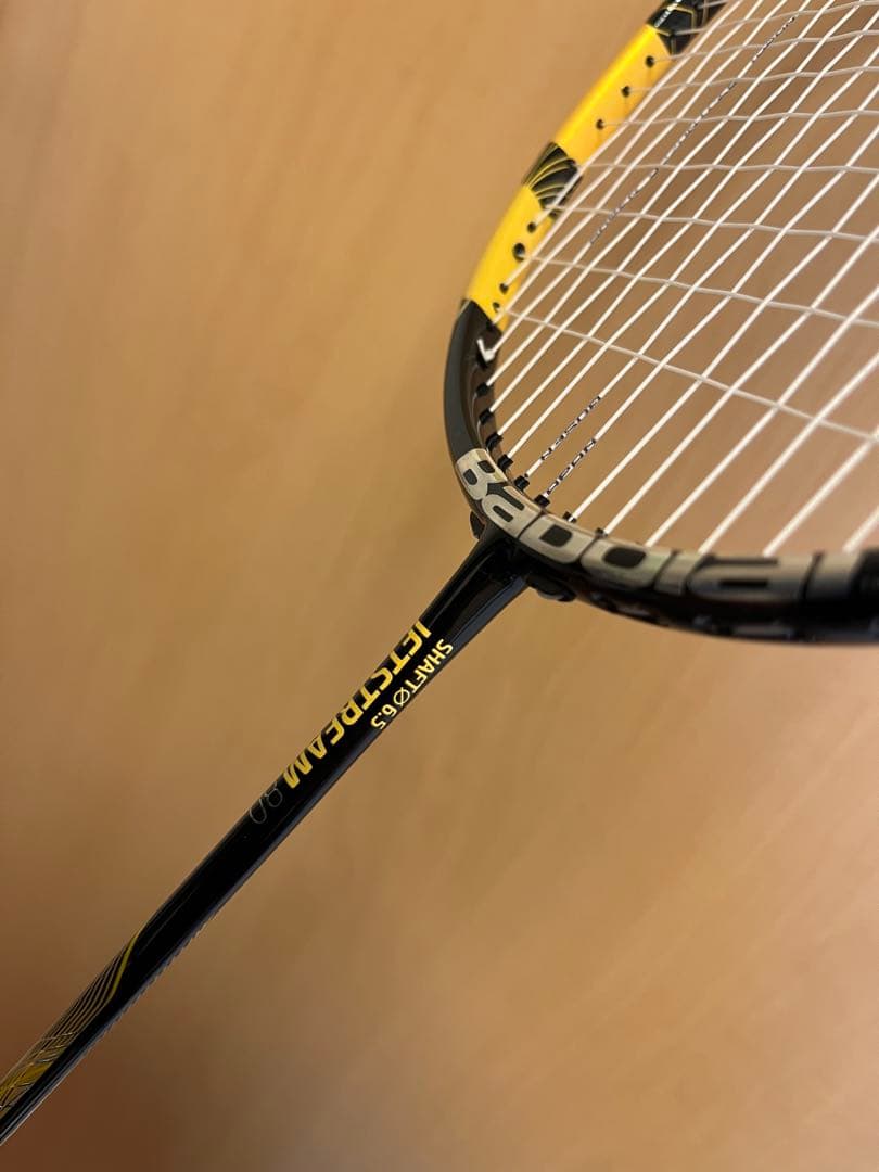 極上美品 BabolaT バボラ バドミントン ラケット ジェットストリーム