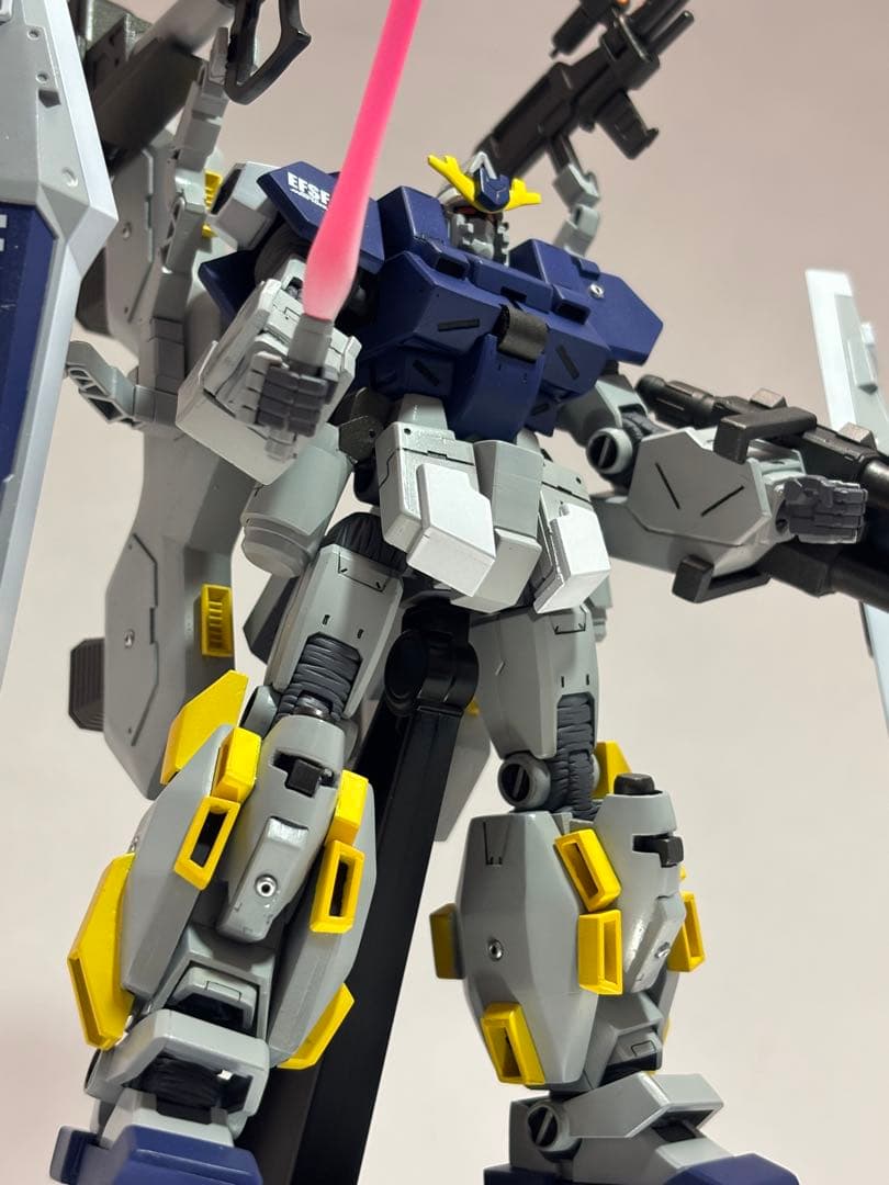 HG 機動戦士ガンダムサンダーボルト　ブルG塗装完成品