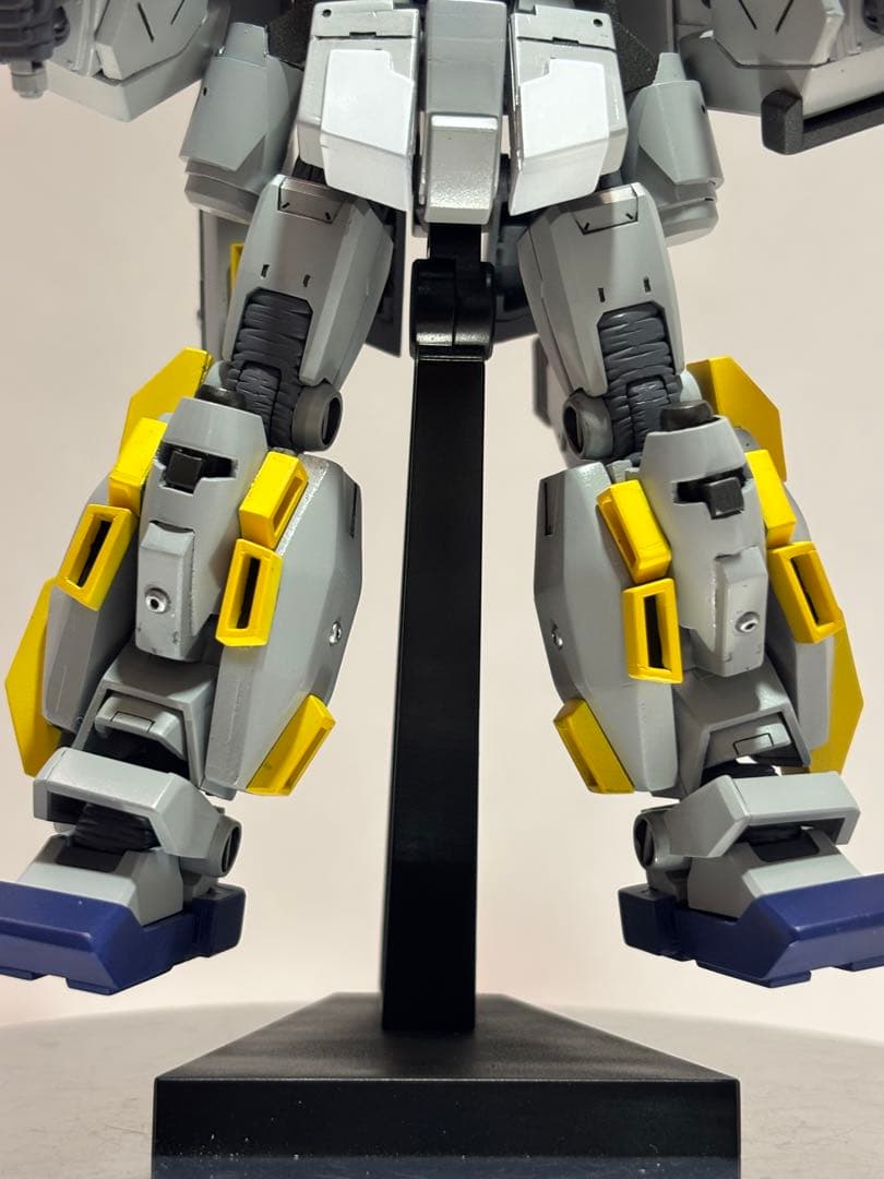 HG 機動戦士ガンダムサンダーボルト　ブルG塗装完成品