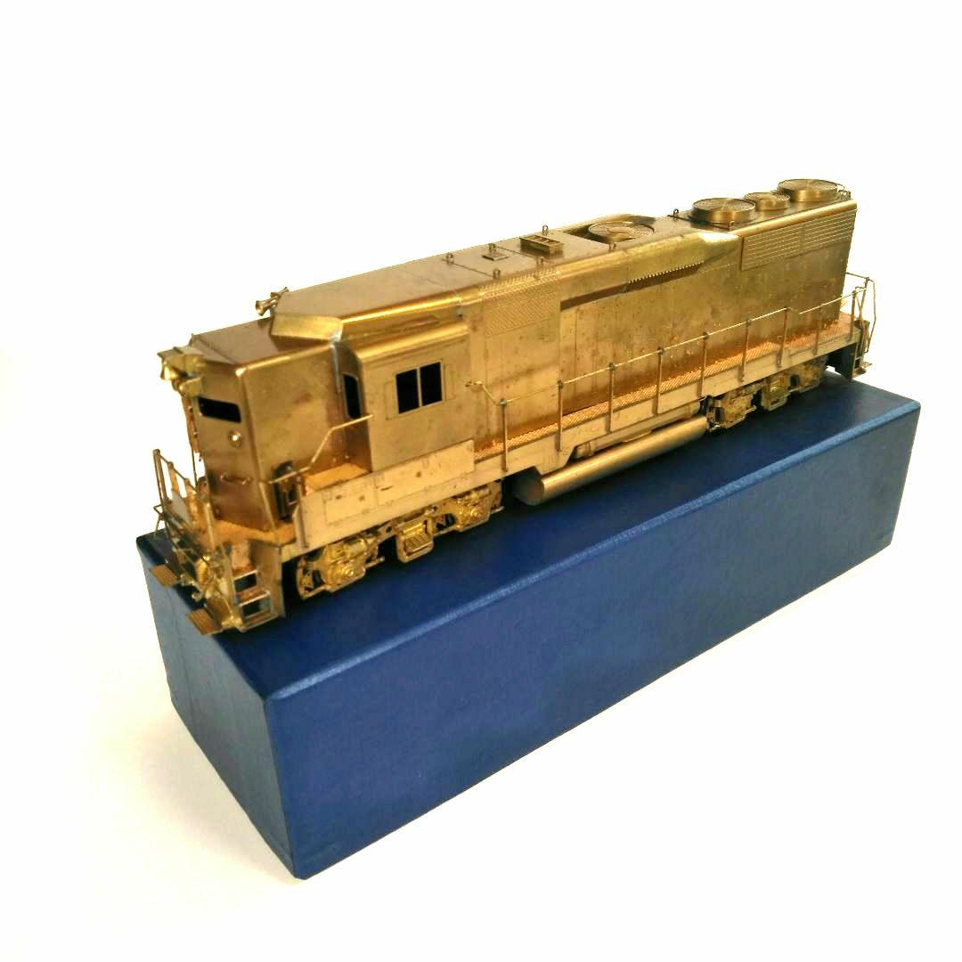 クマタ貿易(ALCO)　HO(16.5mm)EMD　GP-30 未塗装完成品