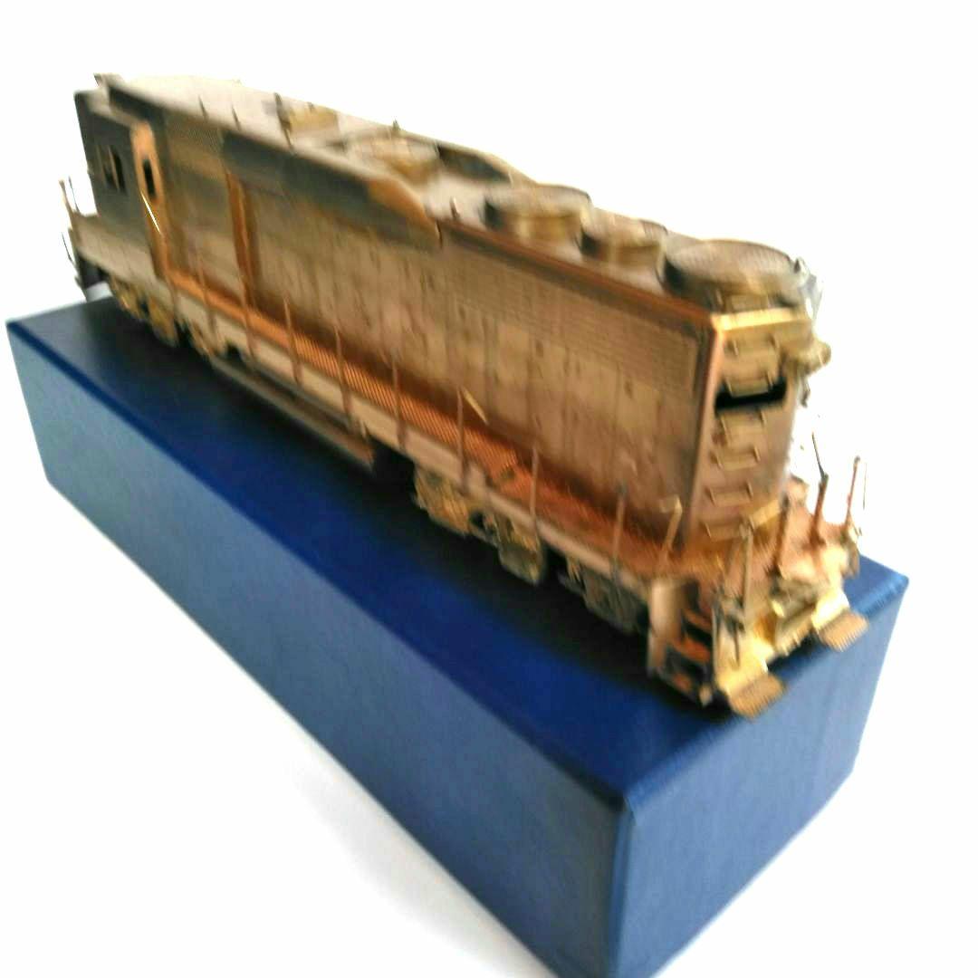 クマタ貿易(ALCO)　HO(16.5mm)EMD　GP-30 未塗装完成品