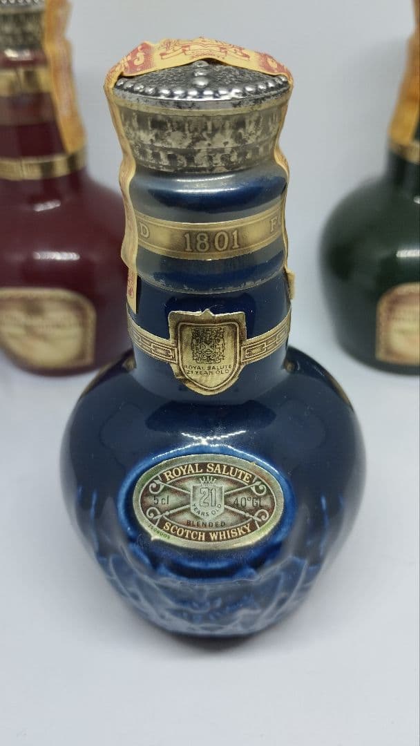 ロイヤルサルート２１年  ミニチュアボトル  ３本セット