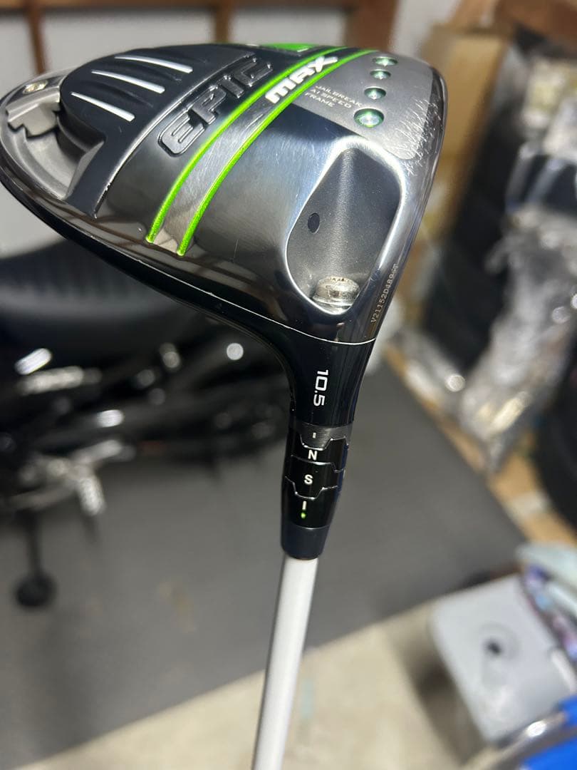 EPIC MAX ドライバー 10.5度 ブラック/グリーン　ヘッドのみ