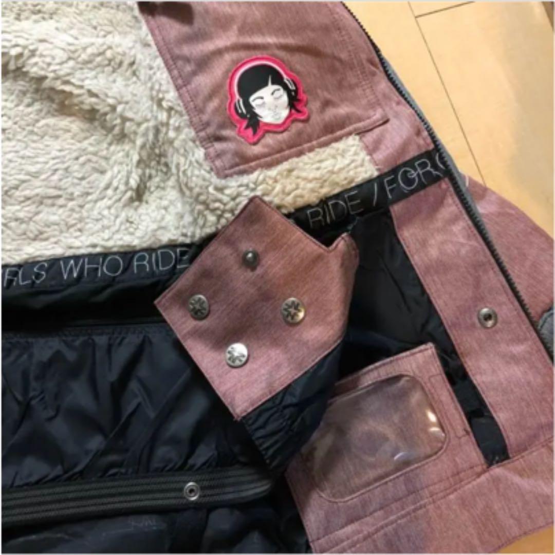 NIKITAスノーボードウエア S