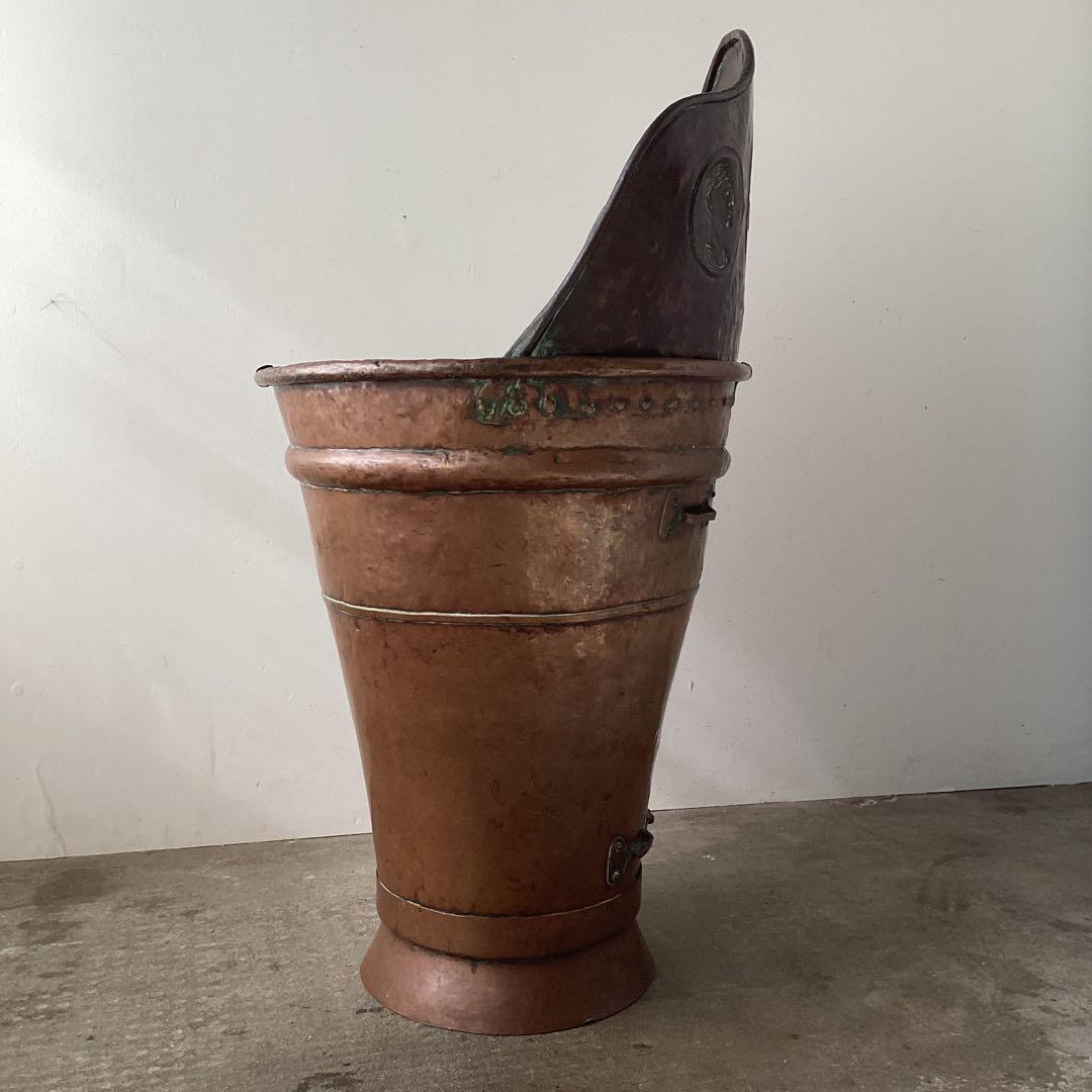 大きな銅製アンティークバケツ　傘立て　装飾レリーフ　Grape Hod フランス