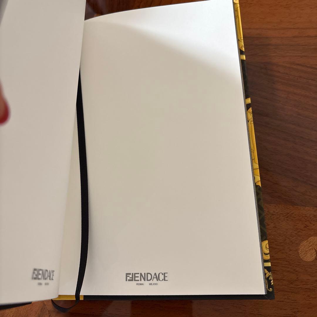 FENDI ノートセット 4冊入り
