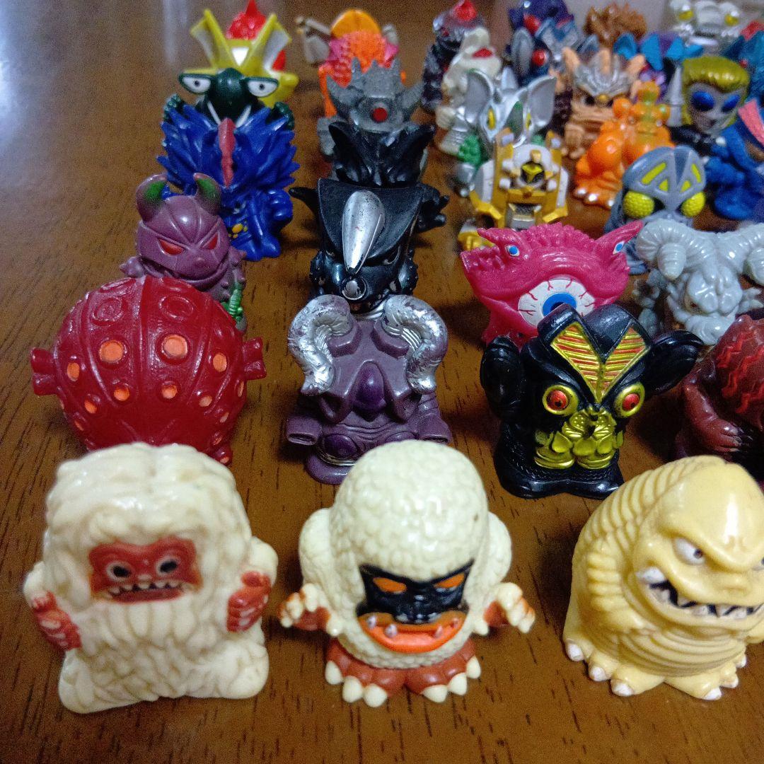 ウルトラマン指人形　怪獣　82体セット