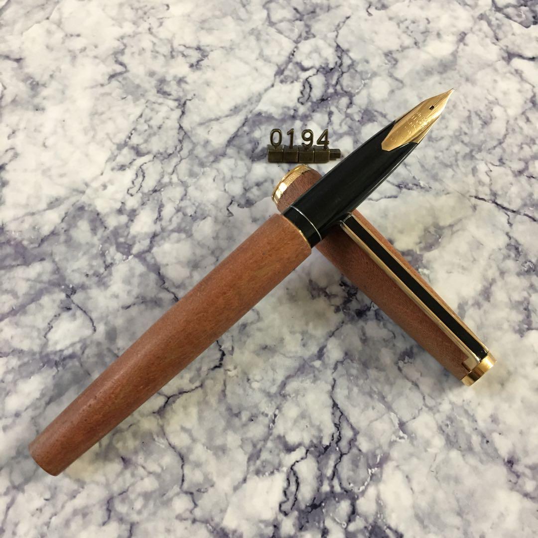 #0194 オーバーホール済み 万年筆 パイロット PILOT 木軸 18k