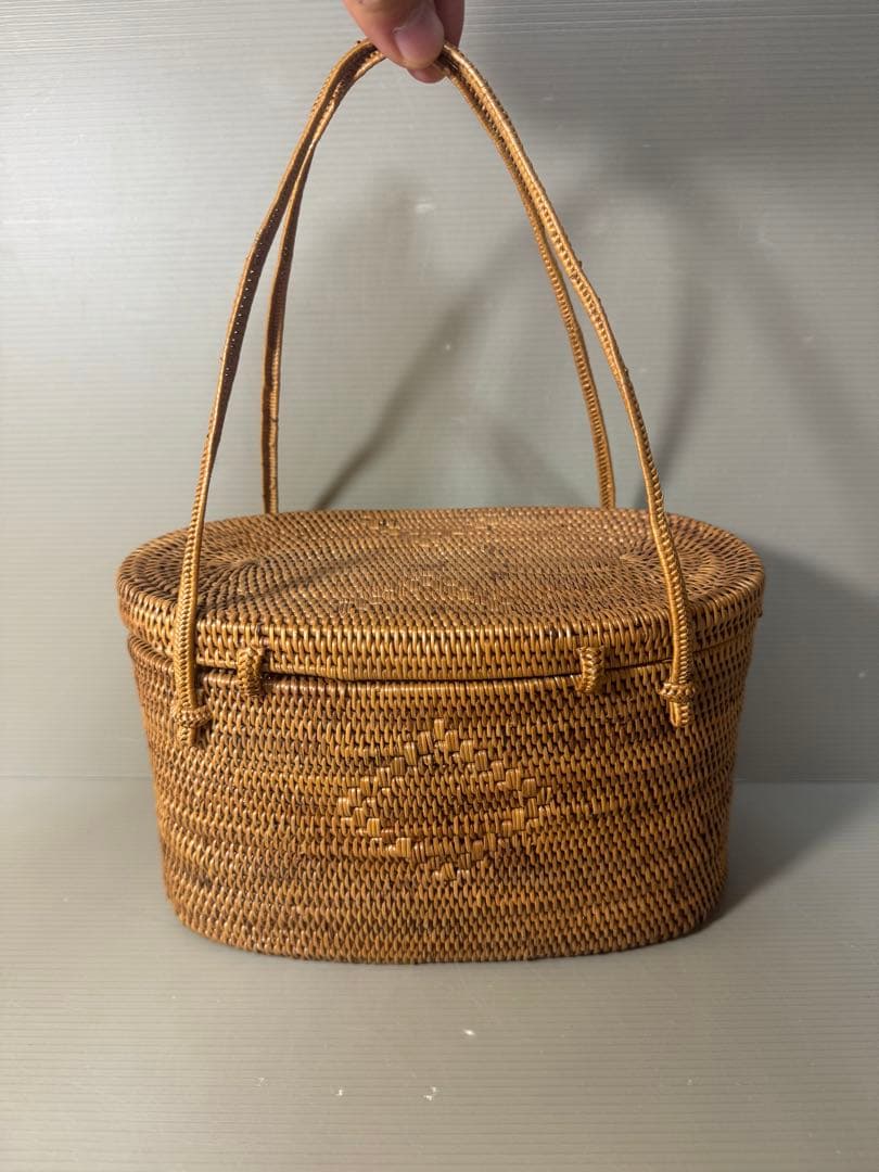 2364  アタバッグ　カゴバッグ　かごバッグ　バリ島　楕円形　未使用
