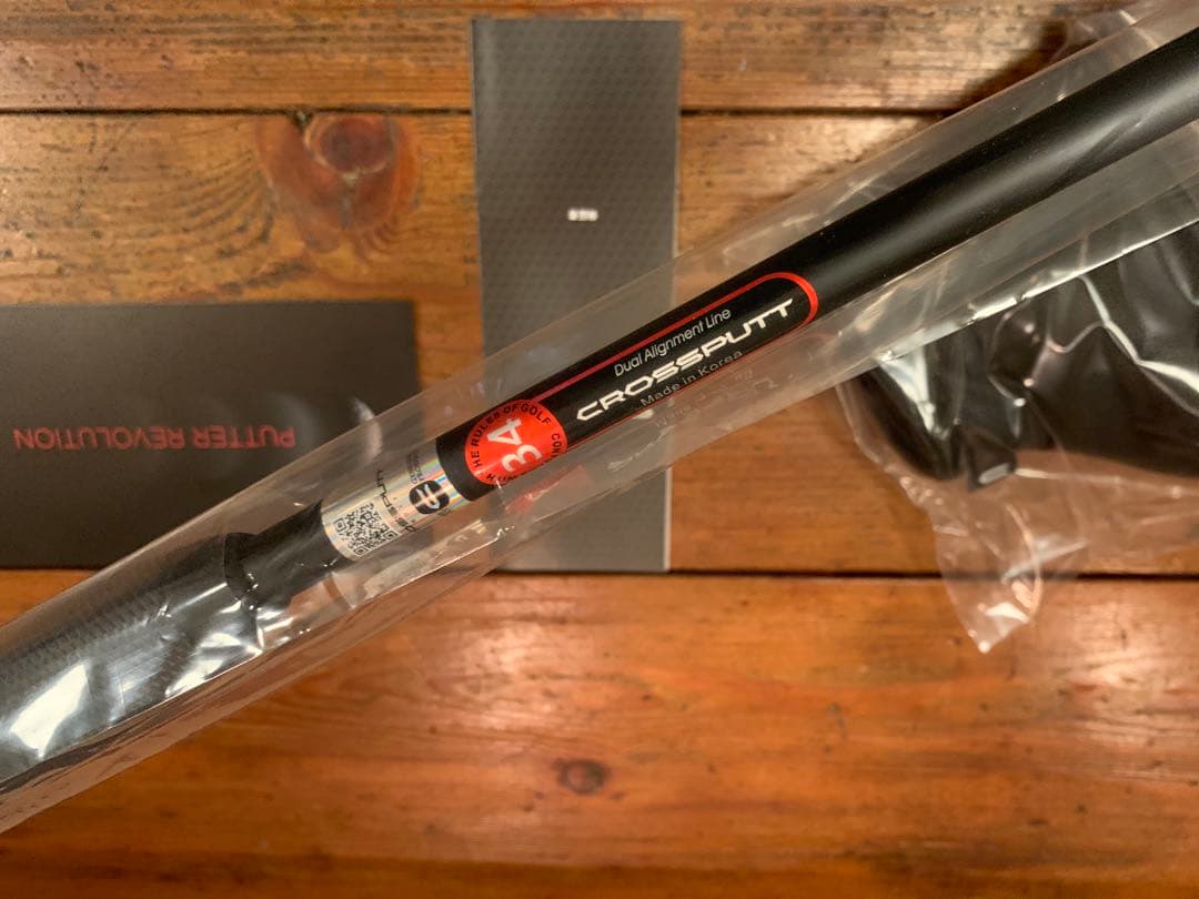 新品　シュリンク未開封　CROSSPUTT パター 黒　保証書　ヘッドカバー付き