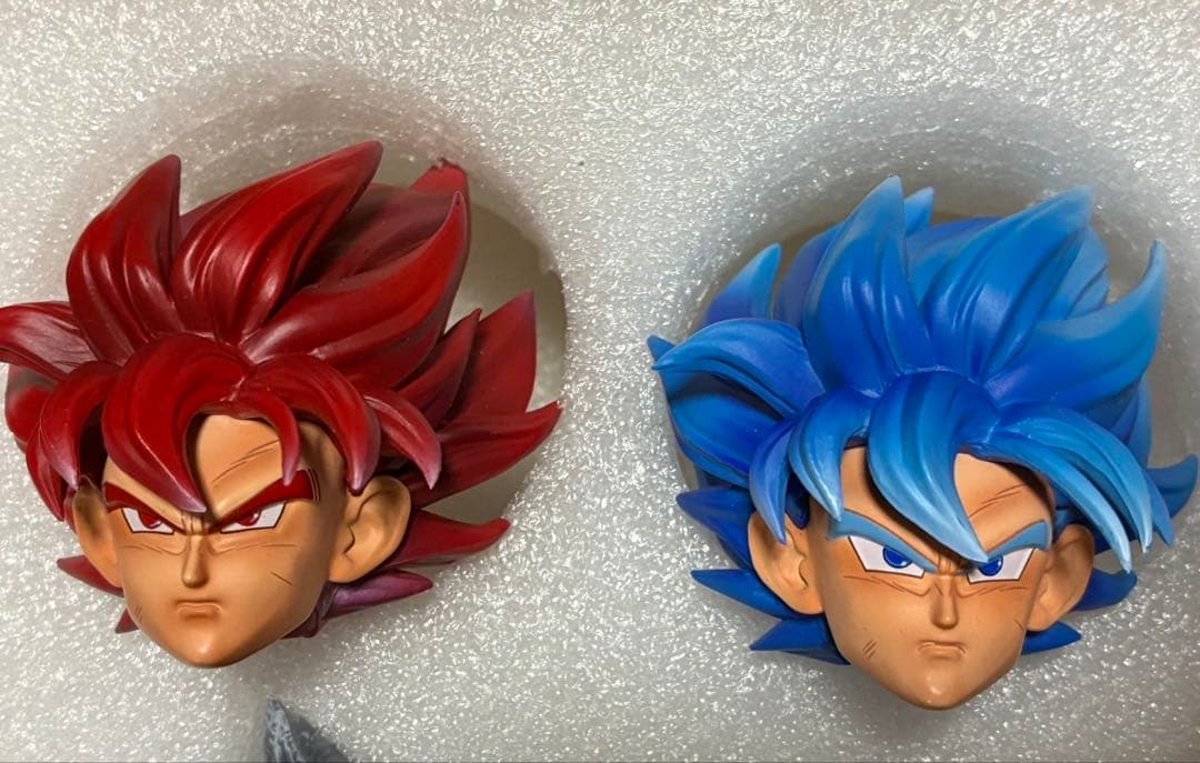ドラゴンボール　JT製　孫悟空　顔変えパーツ＆光る台座付き　新品未使用品。