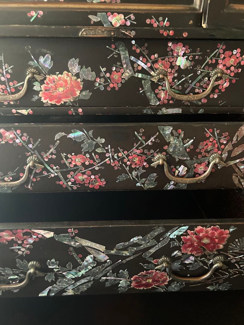 ② 螺鈿細工　小箪笥　アンティーク　難あり