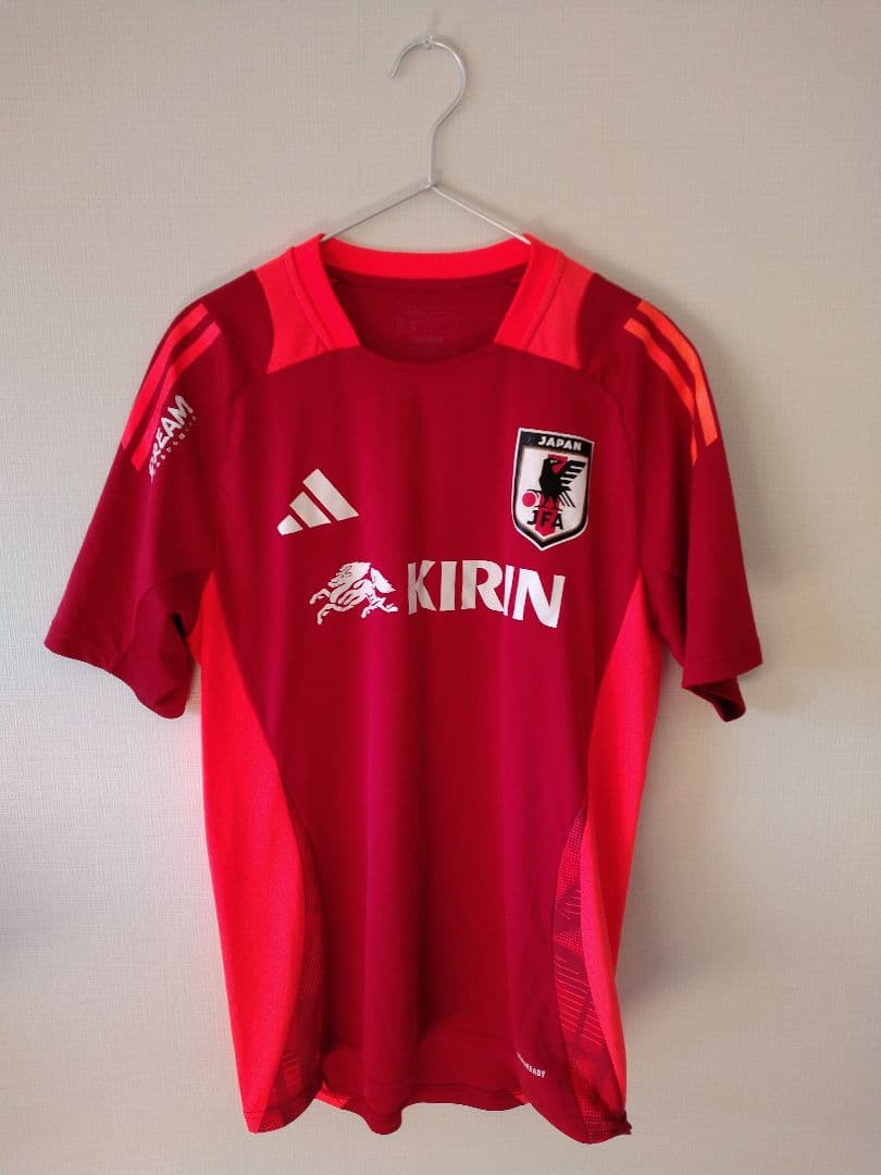 サッカー日本代表 トレーニングシャツ Tiro24 レッド