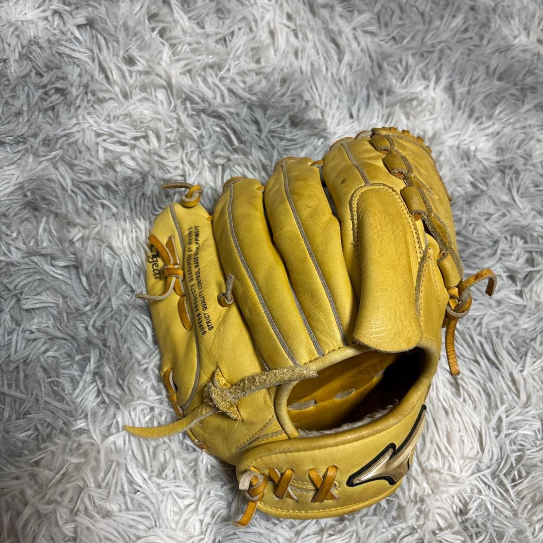 Mizuno 軟式グローブ イエロー 右投げ