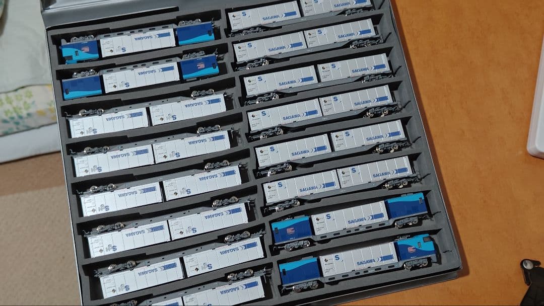 KATO　スーパーレールカーゴ　フル