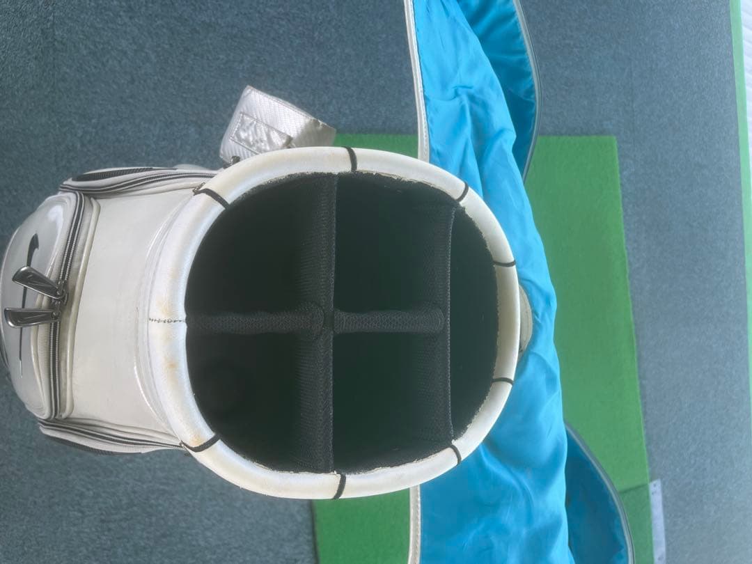 Nike 廃盤エナメルキャディバッグ ツアースタッフモデル