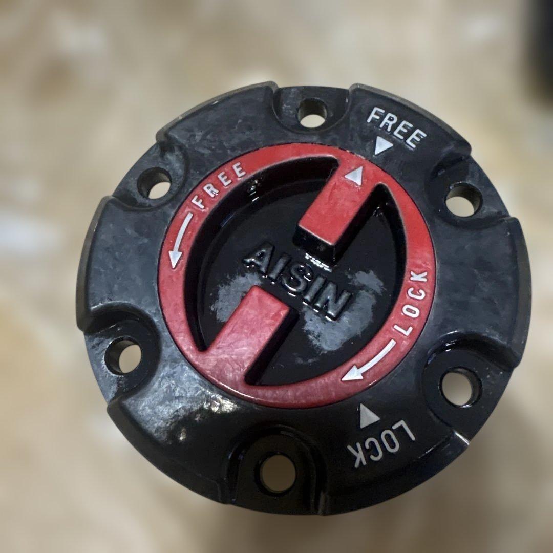 フリーホイールハブ　トヨタ車　日野車　デュトロ　4WD アイシン