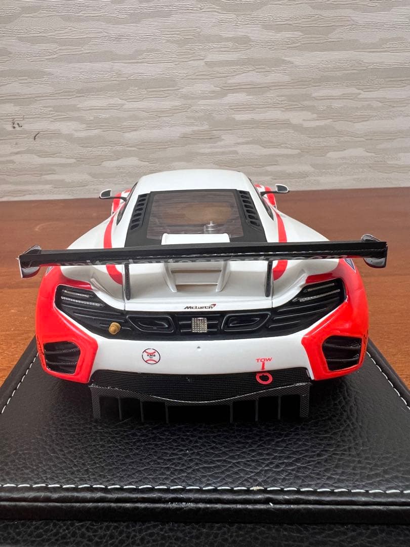 ミニカー1/18 Peako McLaren MP4-12C No.42