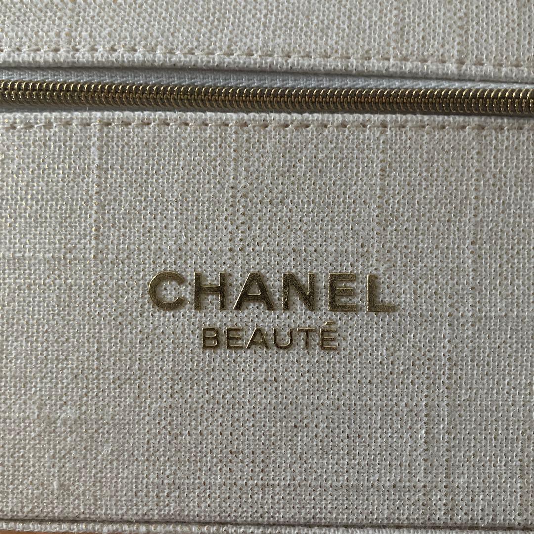 【非売品】新作 CHANELシャネル バニティポーチ ツイード メイクポーチ 白