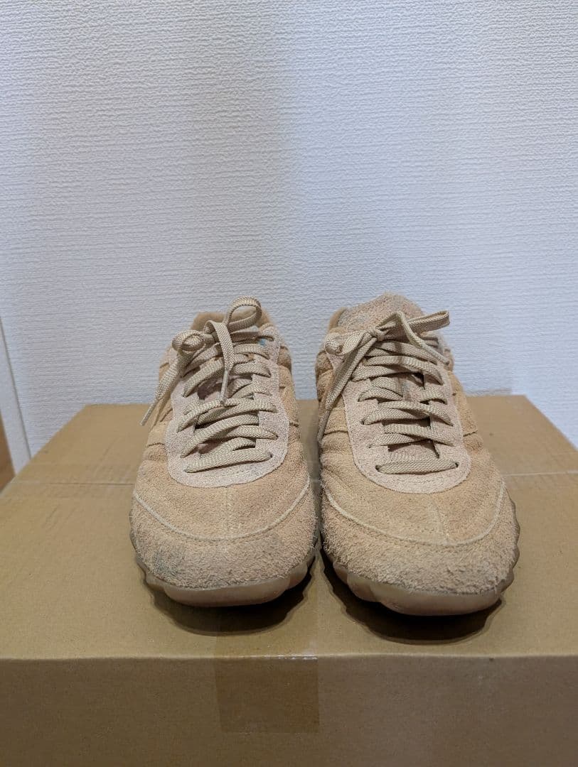 New Balance AURALE スエードシューズ ベージュ