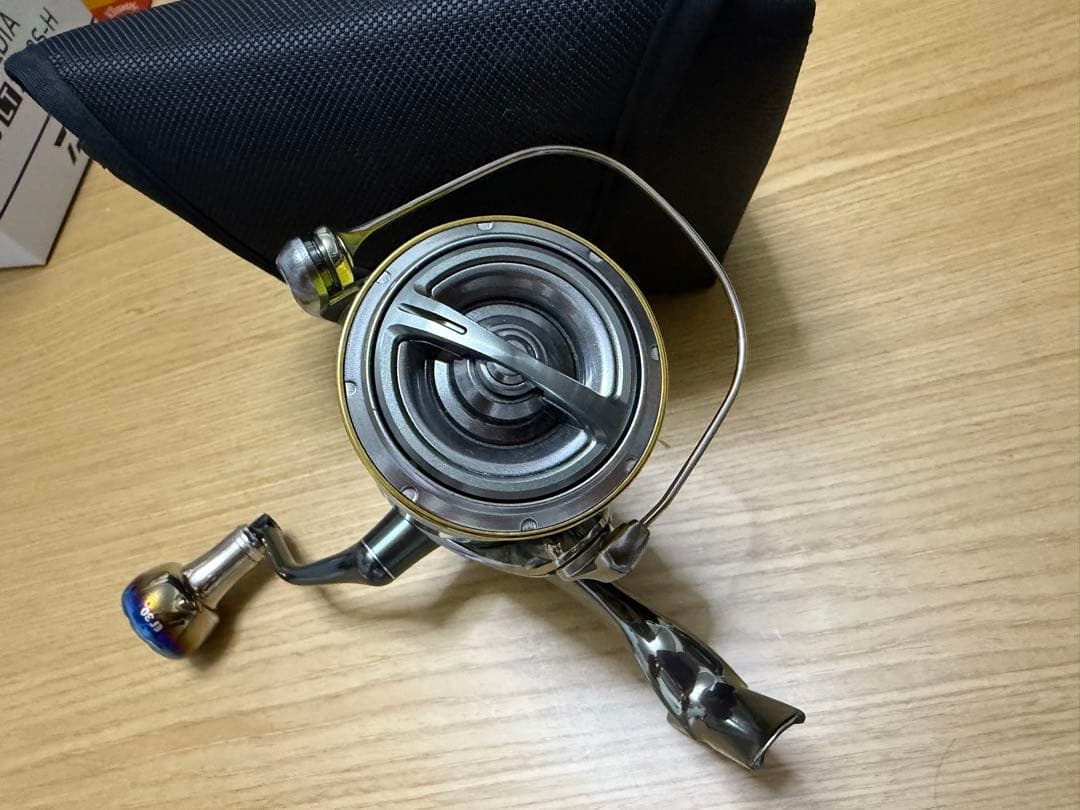 18STELLA 4000MHGスピニングリール