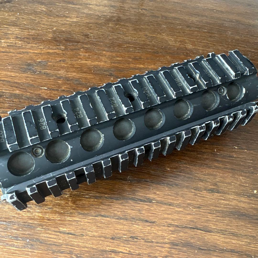 米軍放出品 ナイツ M4 ハンドガード レイル 実物 海兵隊 USMC