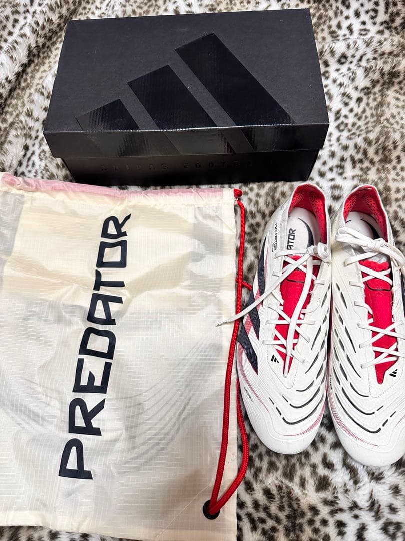 アディダス プレデター エリート AG 28cm 美品 シューズケース 箱付き