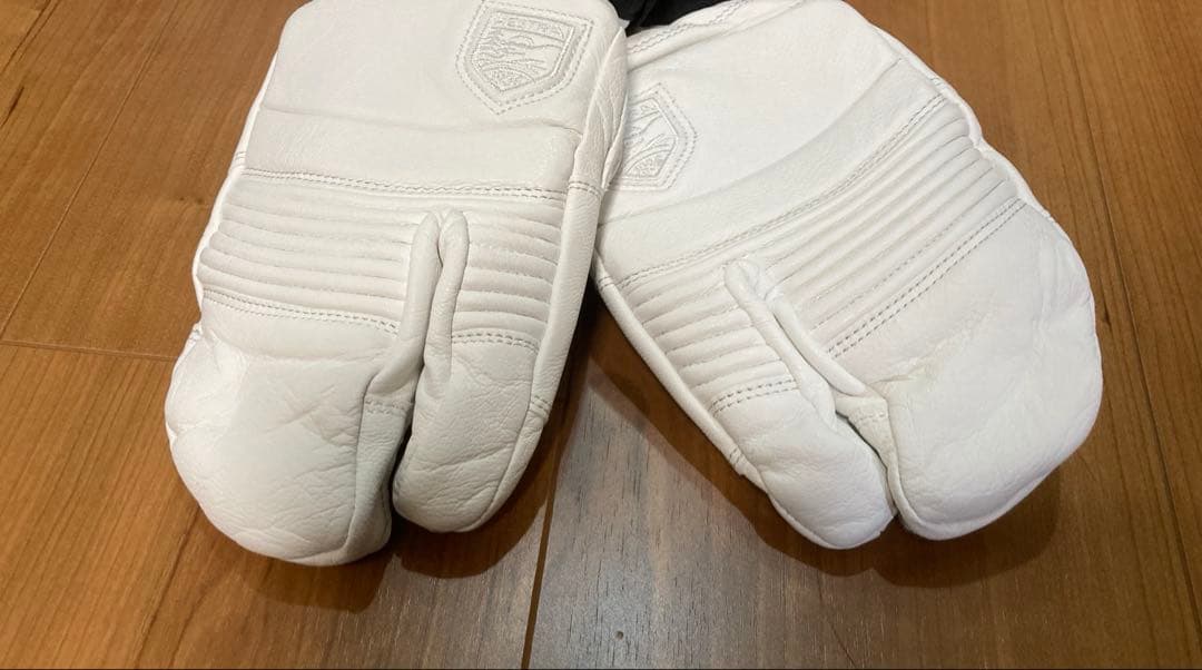 【未使用】ヘストラ　グローブ　フォール ライン スリーフィンガー 　白　サイズ７