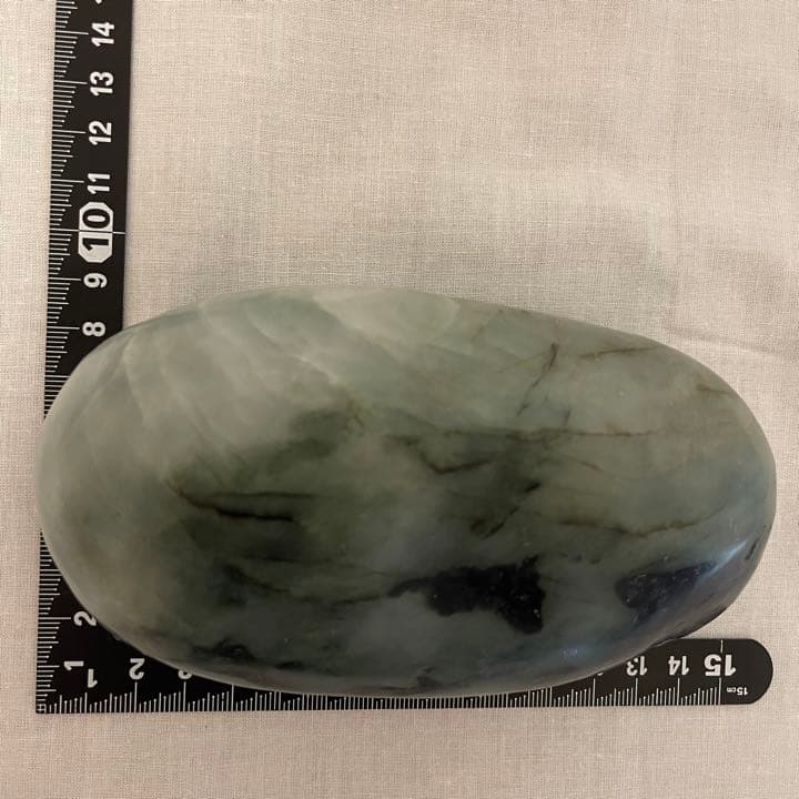 糸魚川翡翠　1.1キロ　鉱石コレクション