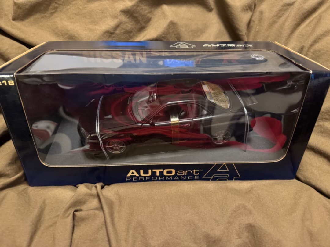 オートアート1/18 日産 スカイライン R34 GTR VスペックIIブラック