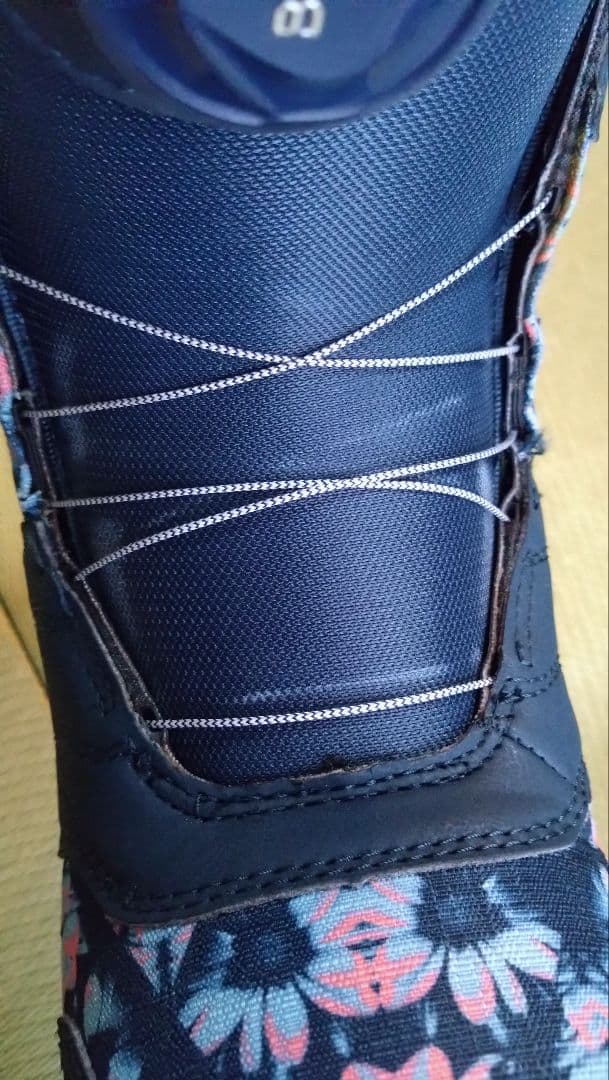 MINT ネイビー/フラワー スノーボードブーツ 女性用