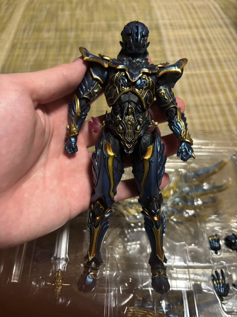 GARO 幻影騎士 クロウ フィギュア