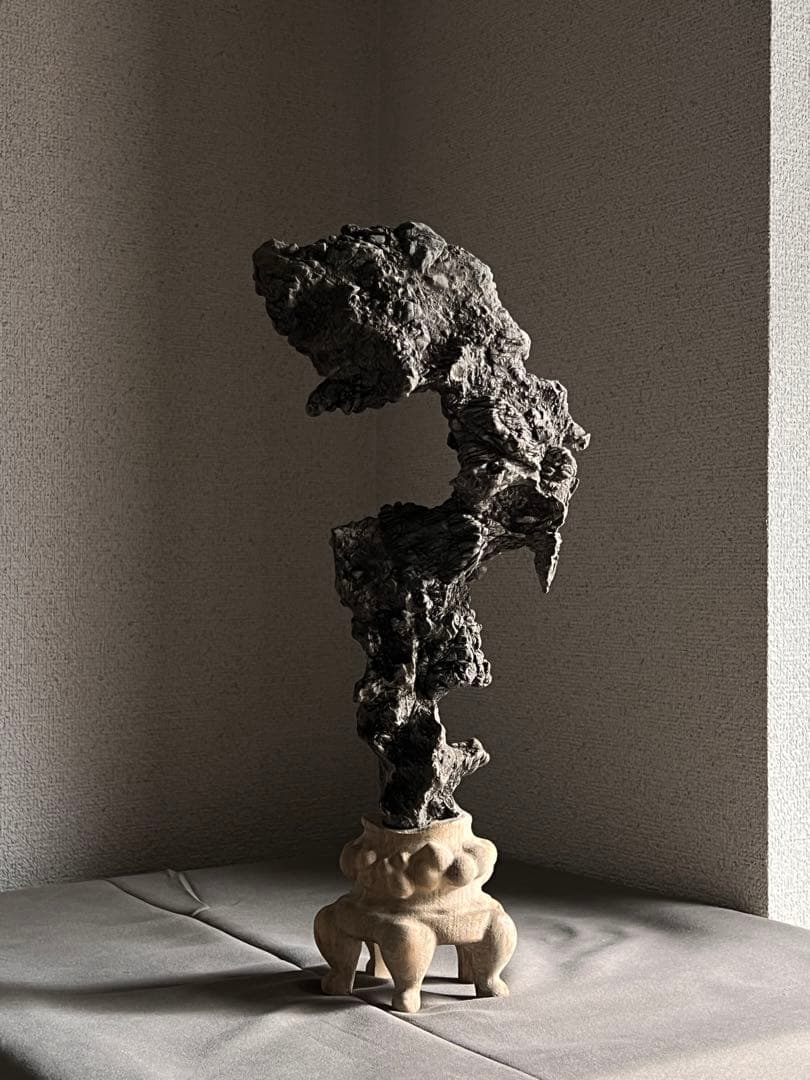 古美術　太湖石・時代物・天然古賞石　置物・古賞物・古擺件　中国美術　唐物　自然石