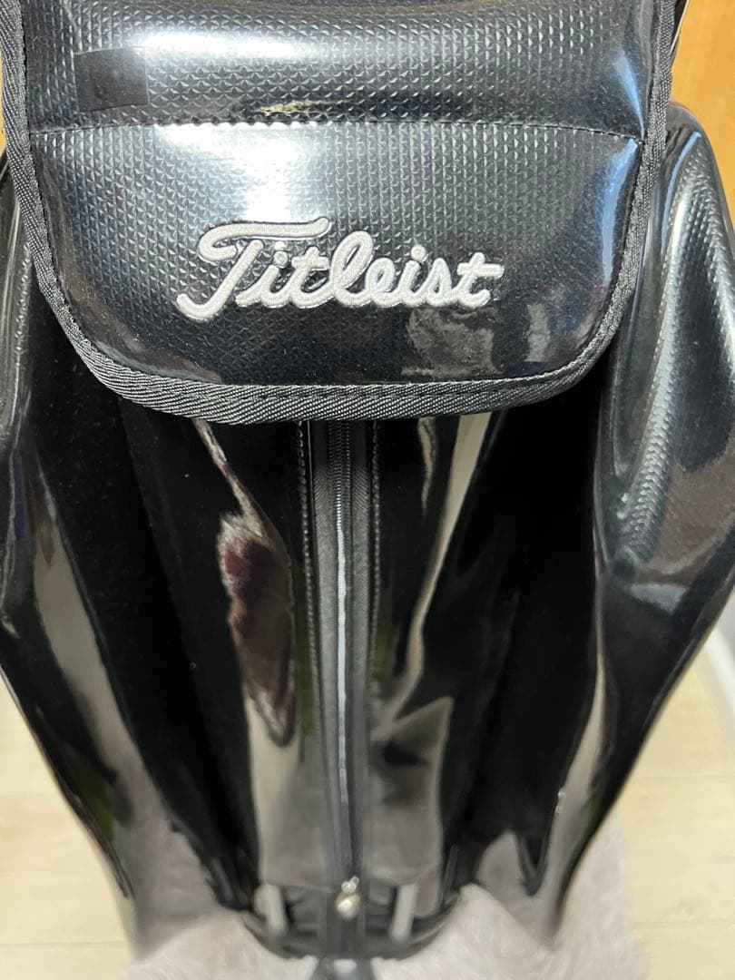 美品 Titleist ゴルフバッグ 黒/赤 エナメル