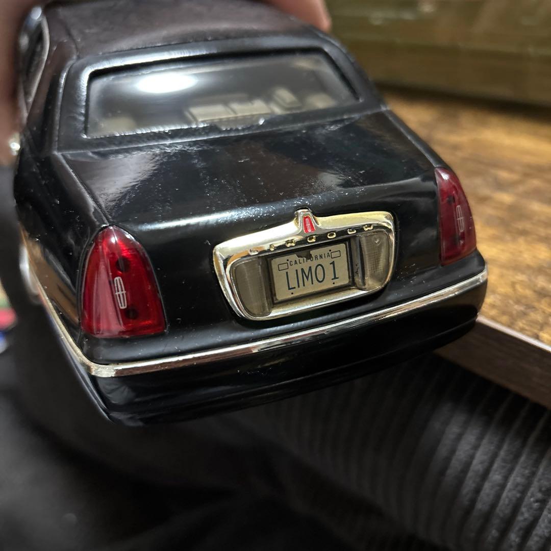 1/18 サンスター リンカーン タウンカー リムジン ブラック カスタムカー