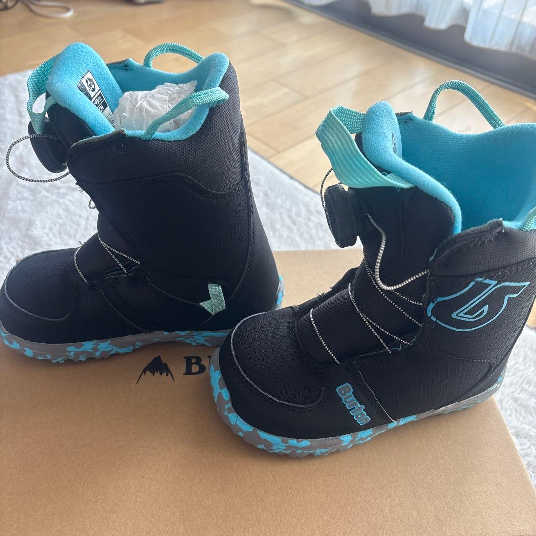 Burton Grom Boa 子ども用スノーボードブーツ