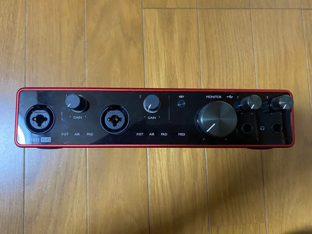 Focusrite Scarlett 8i6 3rd genオーディオIF