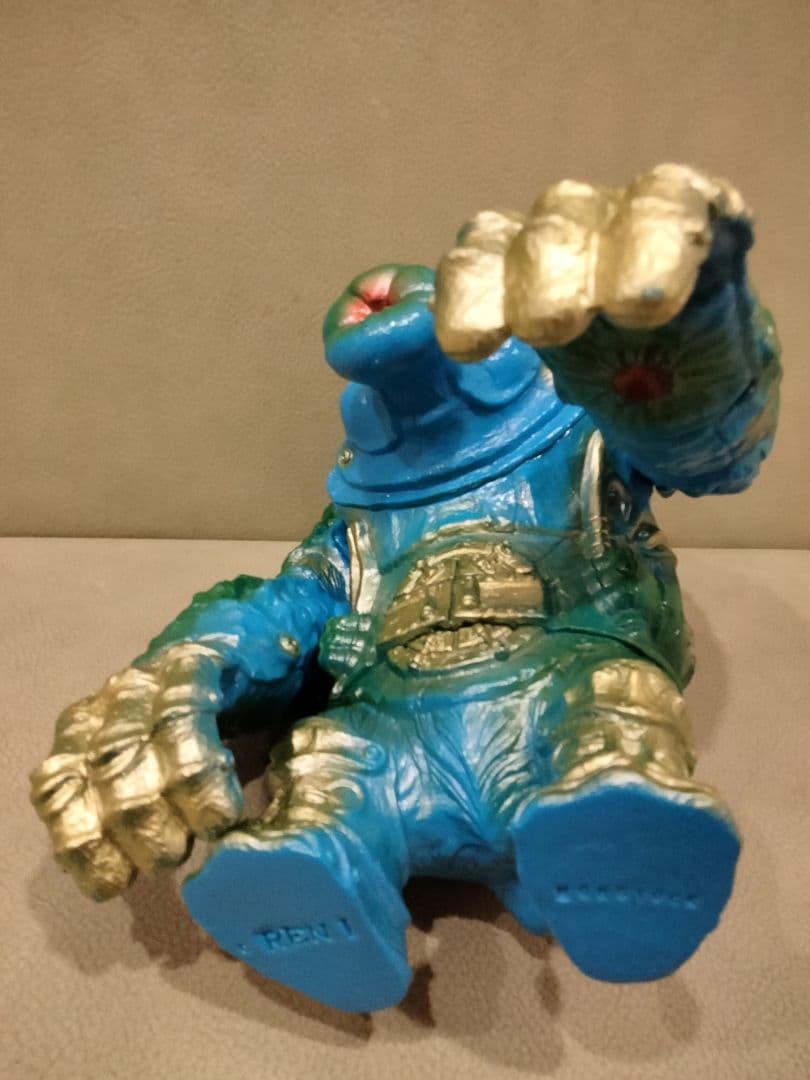 ソフビ　エンザンコウ　①　monstock izumonster　安楽安作