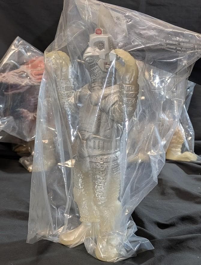 ミクラス「ウルトラセブン」カプセル怪獣（ＣＣＰ）ソフビフィギュア未開封