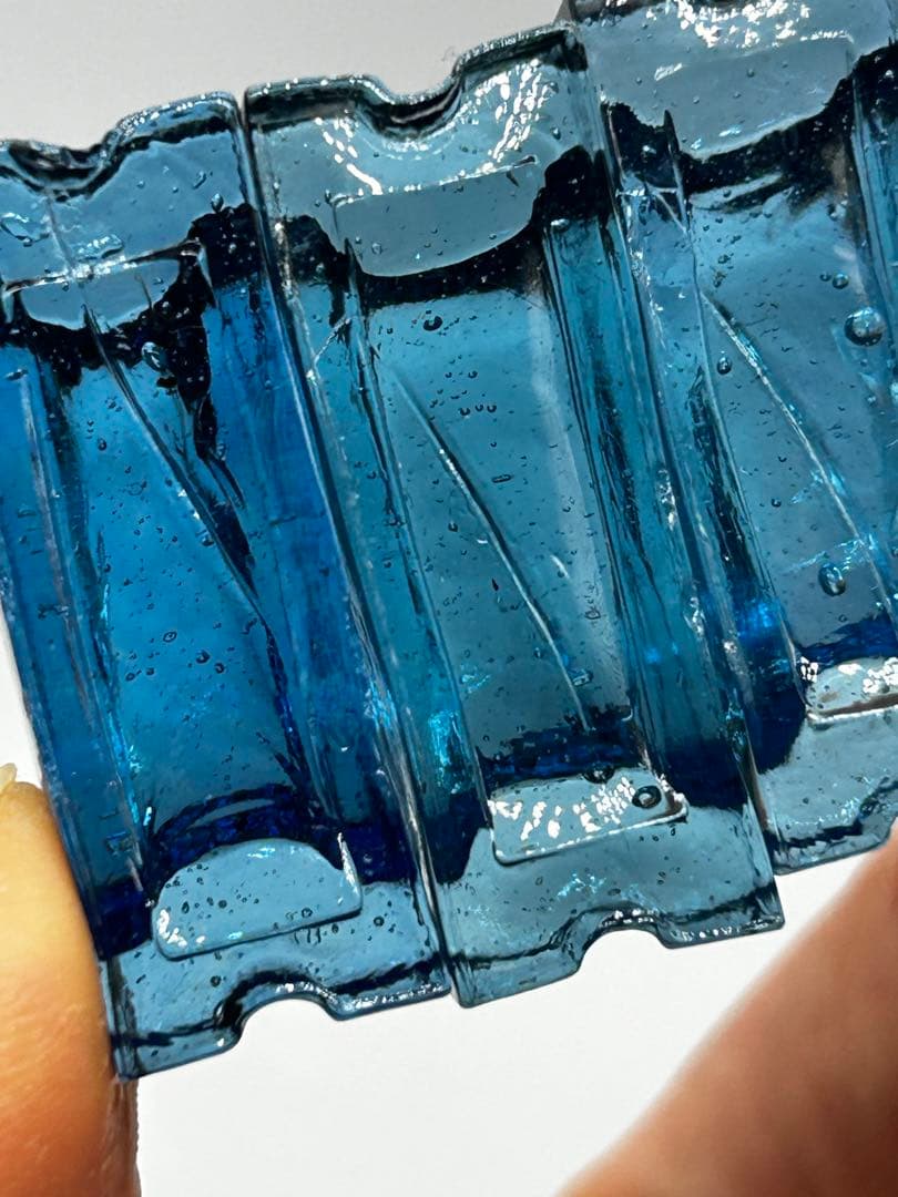 ガラスの戸車　レトロ瓶　ガラス　ペロペロ